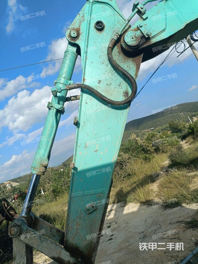 小臂整体右前（工作和回转装置）