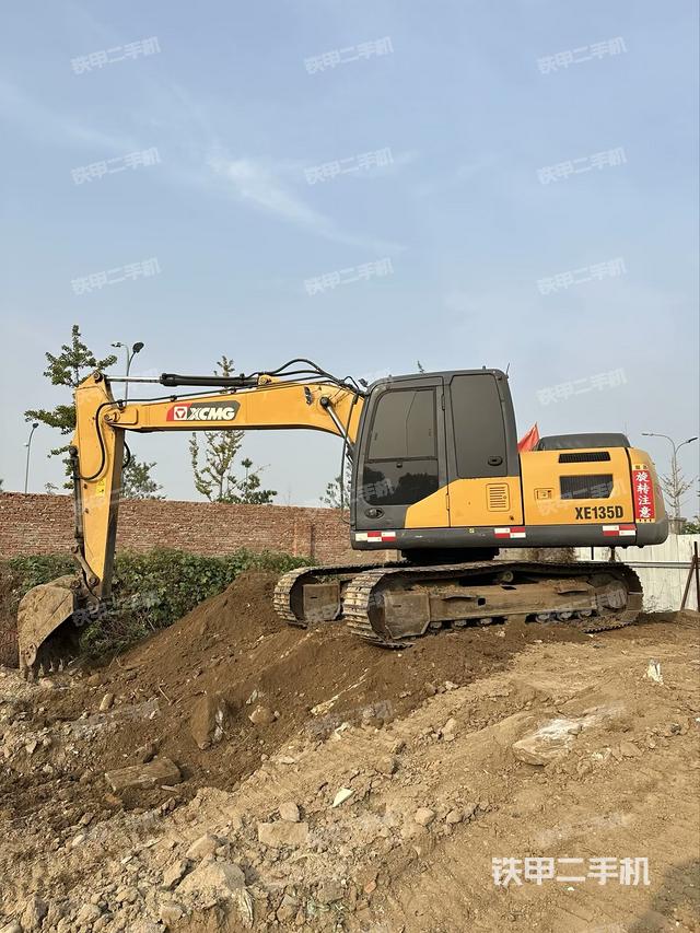 徐工XE135D挖掘機