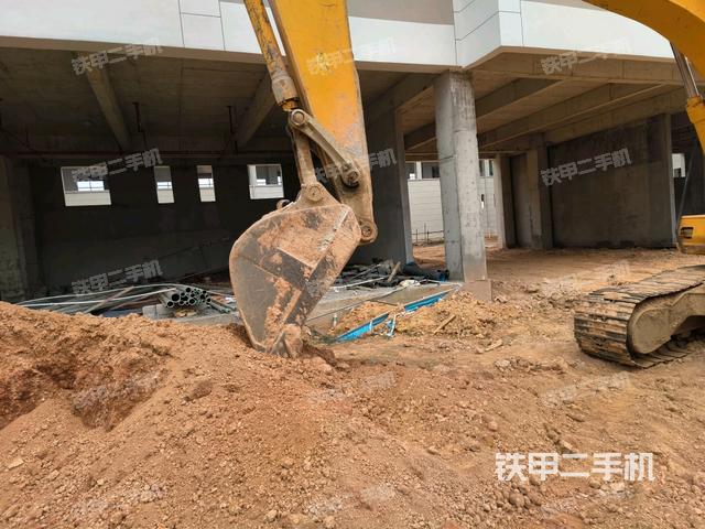 大臂整體?右側(cè)（工作和回轉(zhuǎn)裝置）