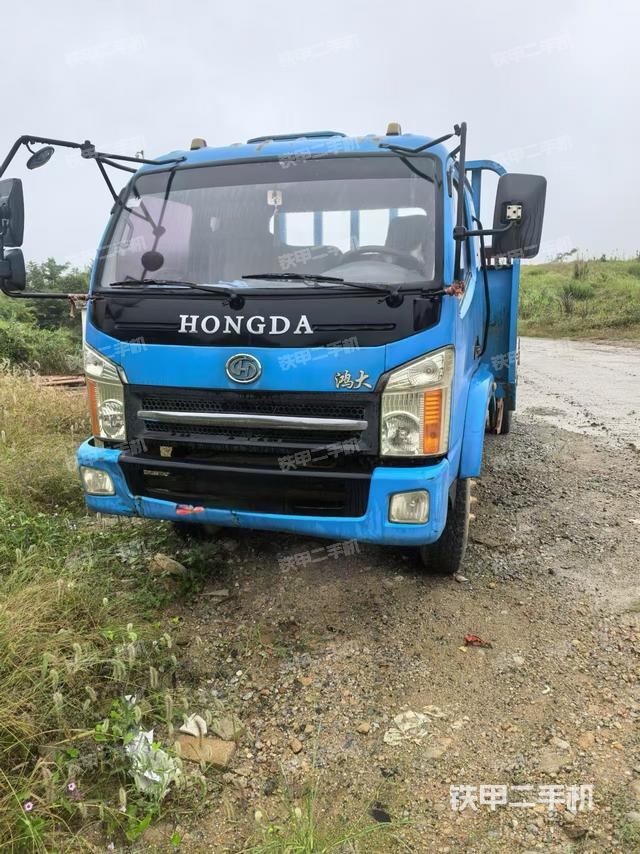 凱馬4×2平板運(yùn)輸車