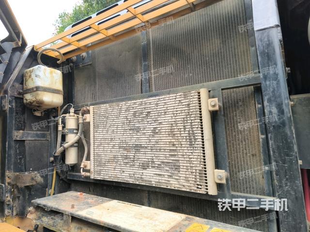 散熱器正面（大件艙室）