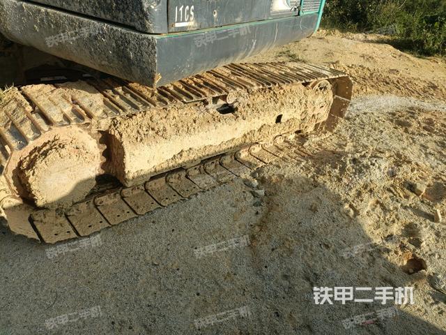 右侧履带整体 （行走机构）