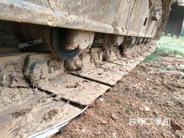 右側(cè)履帶整體（行走機(jī)構(gòu)）