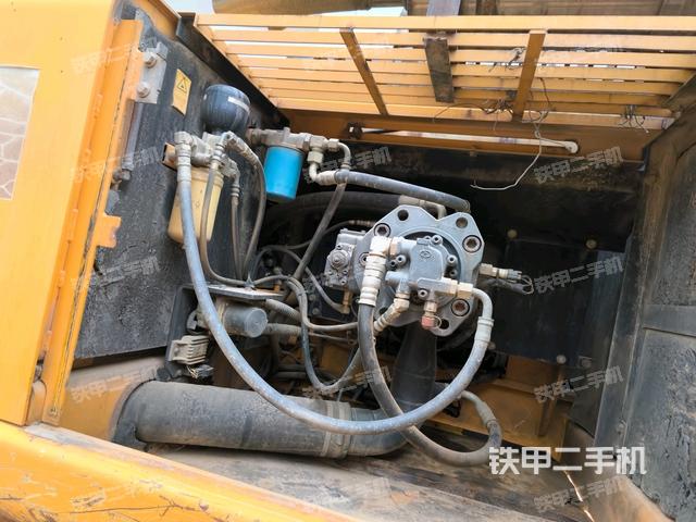 電瓶（大件艙室）