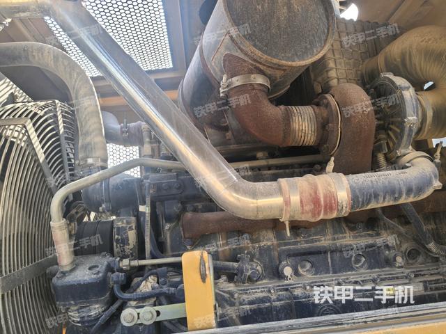 發(fā)動機左側(cè)（整機外觀及大件）