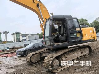 常州現(xiàn)代R215-7C挖掘機(jī)實拍圖片