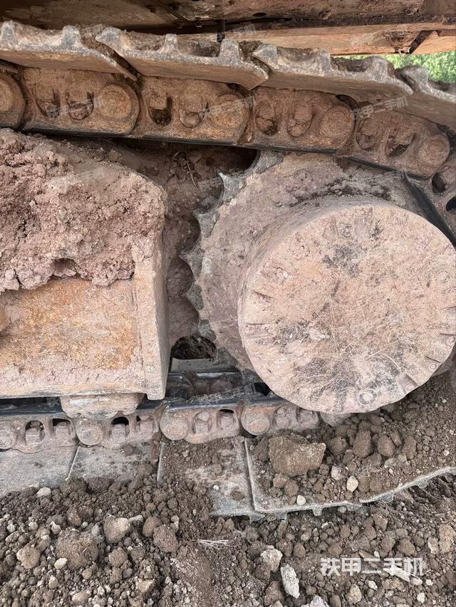 左側(cè)履帶整體?（行走機(jī)構(gòu)）