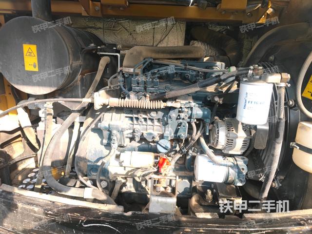 發(fā)動(dòng)機(jī)室(上車部件) 發(fā)動(dòng)機(jī)室(上車部件)