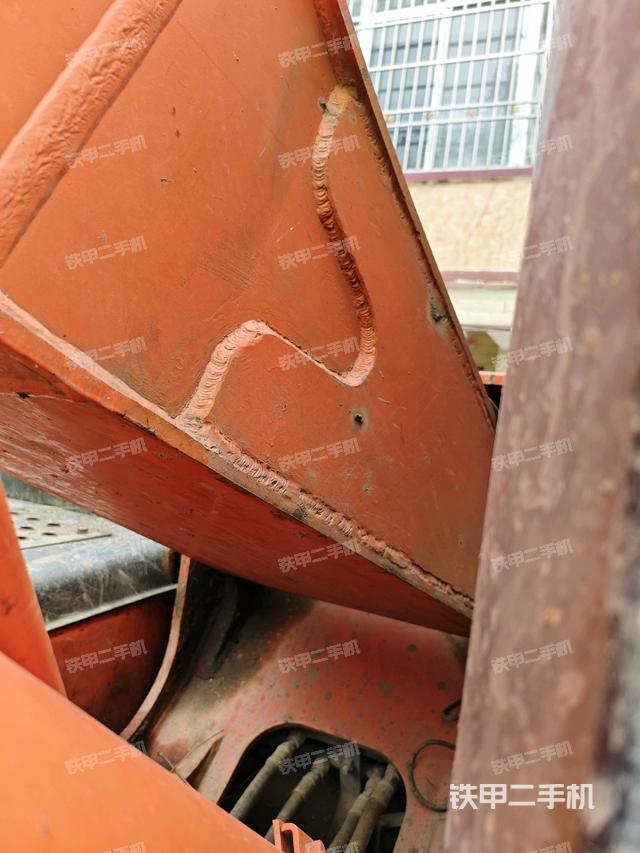 大臂根部?斜視（工作和回轉(zhuǎn)裝置）