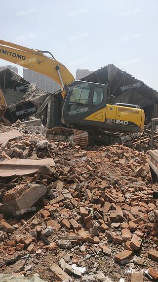 住友SH210-6挖掘機(jī)