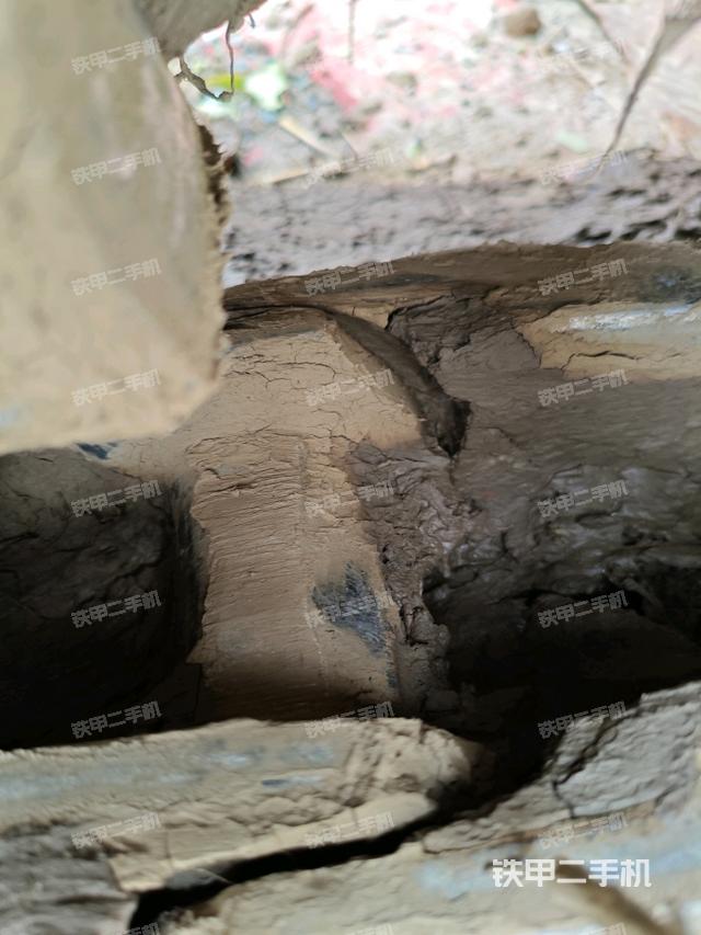 右側(cè)行走馬達蓋板（行走機構(gòu)）