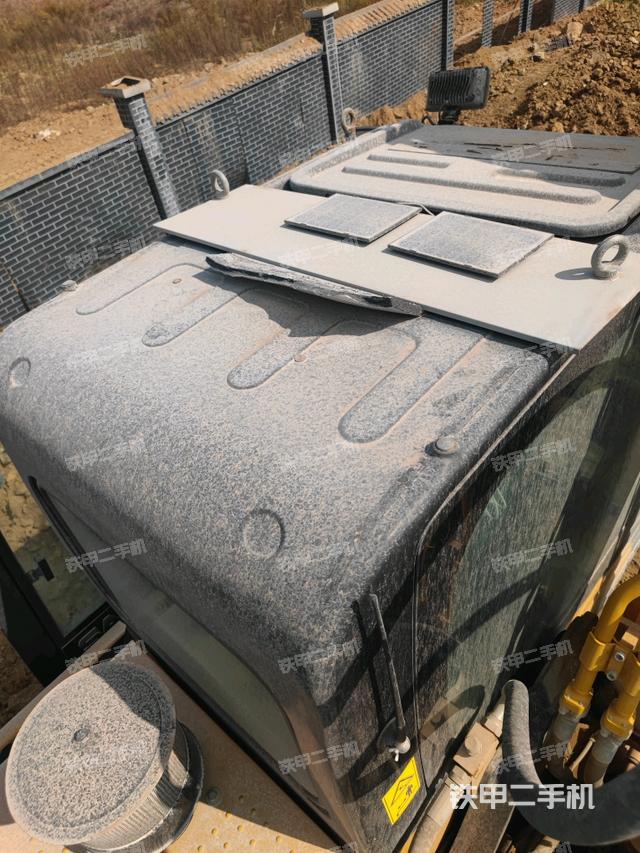 駕駛室頂部俯視（上車部件）