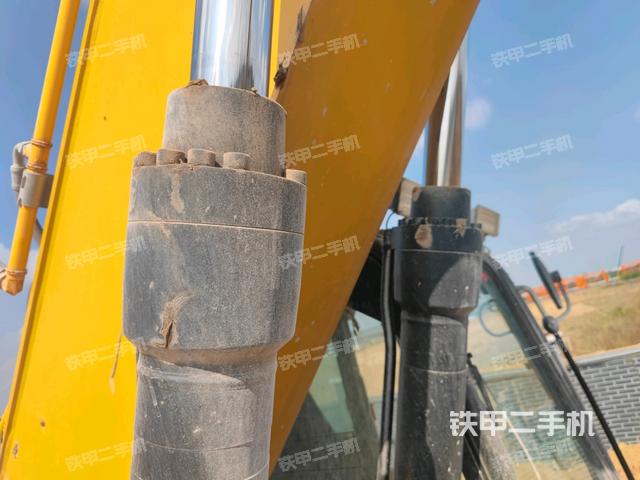 大臂油缸整體?豎拍（工作和回轉(zhuǎn)裝置）