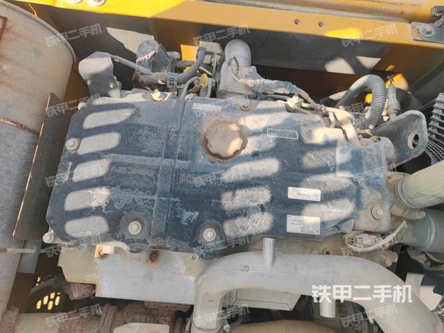 發(fā)動(dòng)機(jī)室（上車部件）