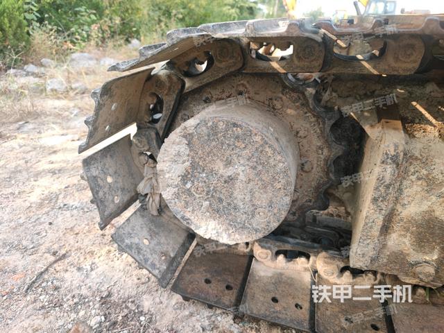 右驅(qū)動(dòng)輪(行走機(jī)構(gòu)) 右驅(qū)動(dòng)輪(行走機(jī)構(gòu))