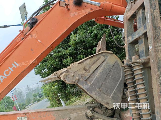 小臂整體左后（工作和回轉(zhuǎn)裝置）