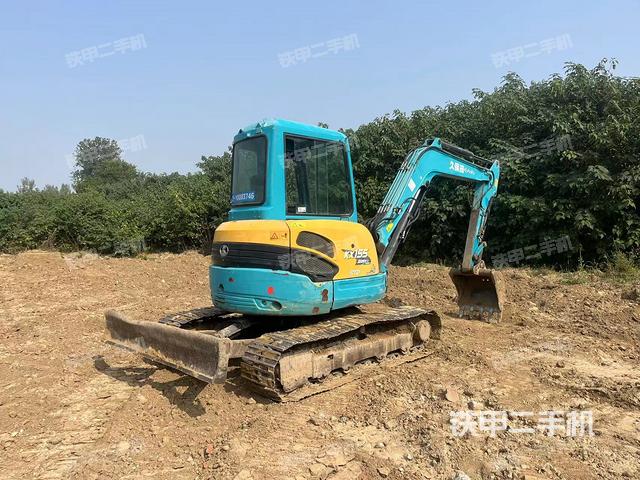 整機右后45°（整機外觀）