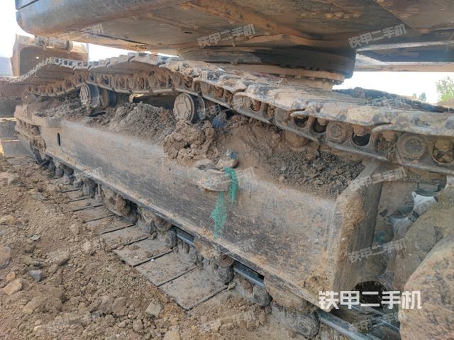 右側(cè)履帶整體（行走機(jī)構(gòu)）