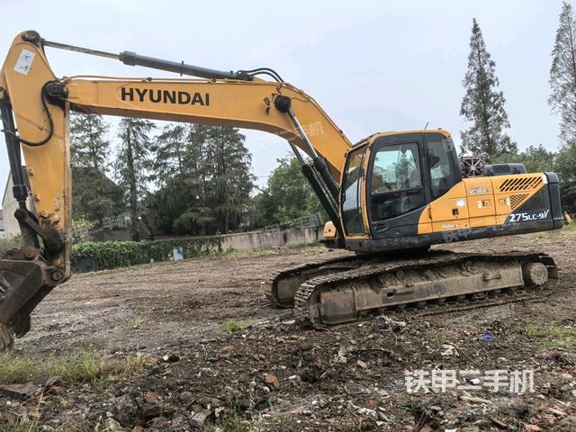 現(xiàn)代R275LC-9V挖掘機(jī)