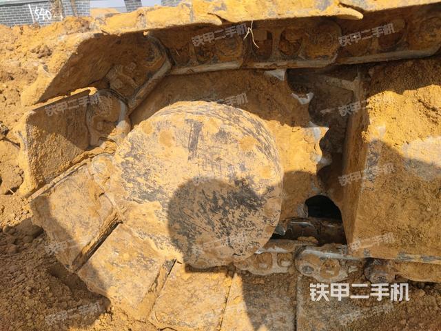 左驅(qū)動(dòng)輪（行走機(jī)構(gòu)）