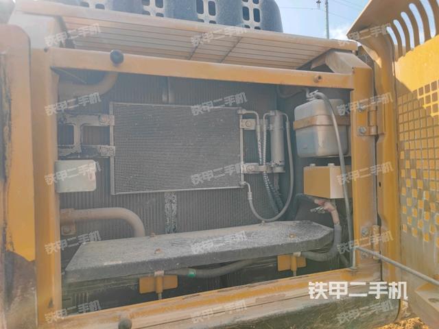 散熱器正面（大件艙室）