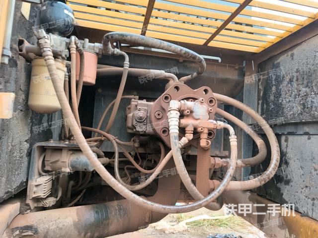 液壓泵室（大件艙室）