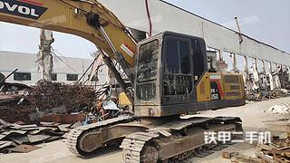 雷沃重工FR210E2-H挖掘機實拍圖片