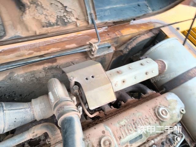 回轉(zhuǎn)馬達(dá)（上車部件）