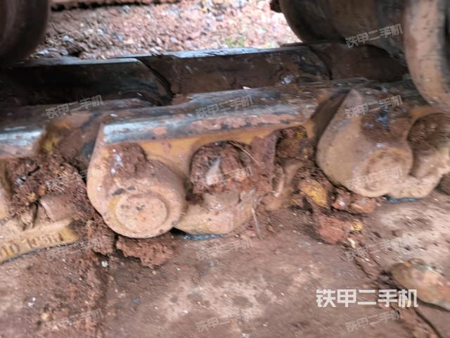 右側(cè)履帶整體（行走機(jī)構(gòu)）