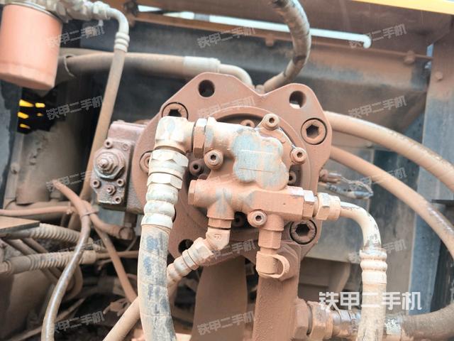 電瓶（大件艙室）