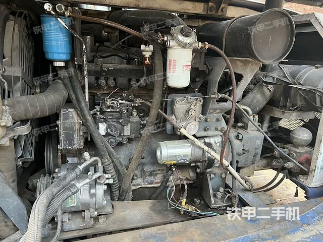 發(fā)動(dòng)機(jī)整體俯視（整機(jī)外觀）