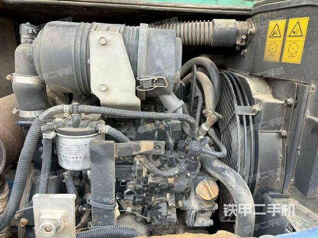 發(fā)動(dòng)機(jī)整體俯視（整機(jī)外觀）