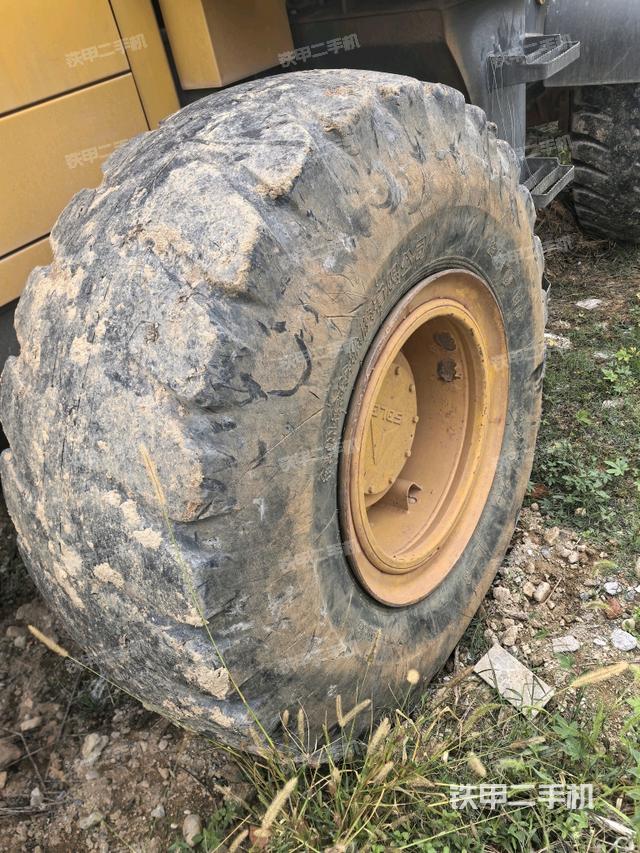 左后輪（行走機(jī)構(gòu)）