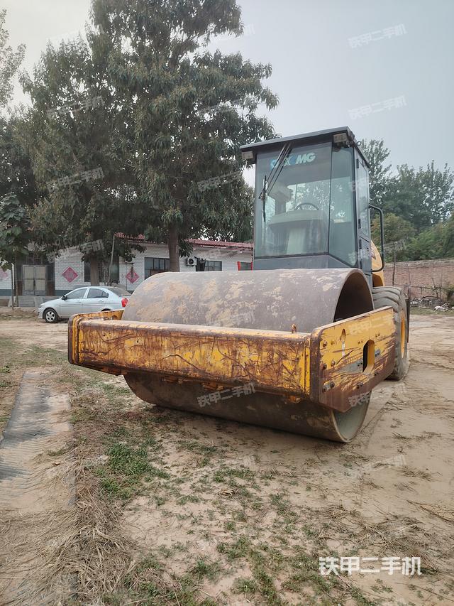 徐工XSM220压路机