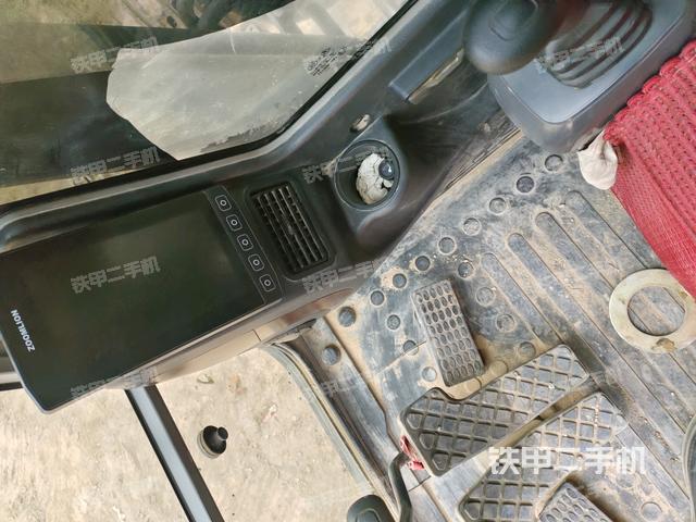 顯示屏?（駕駛室部分）