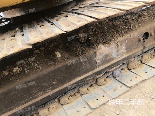 右驅(qū)動(dòng)輪（行走機(jī)構(gòu)）