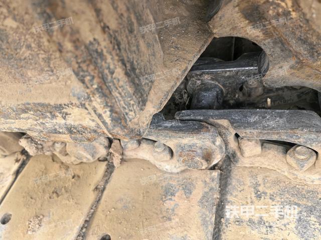 左側(cè)行走馬達(dá)蓋板（行走機(jī)構(gòu)）