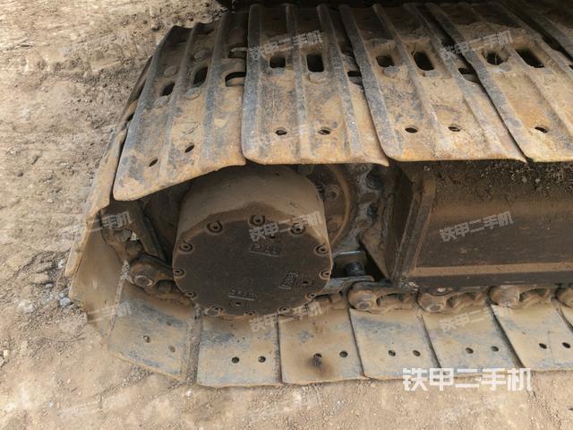 右側(cè)履帶整體?（行走機(jī)構(gòu)）