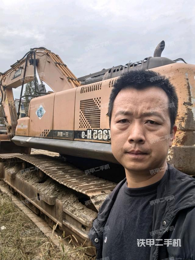 三一重工SY365H挖掘机的设备实拍-第1张实拍照片