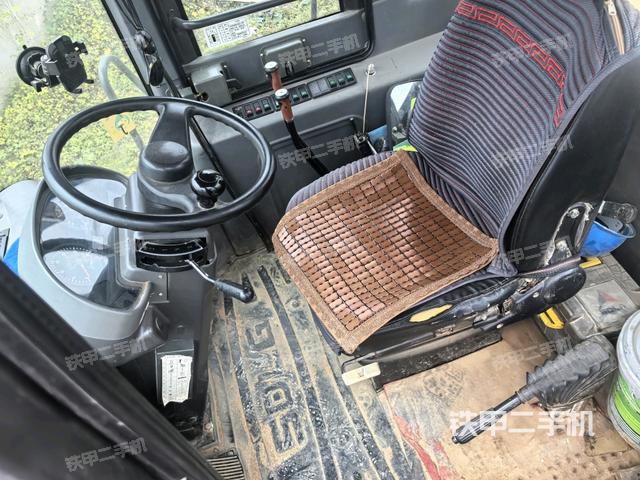 頂棚整體  內(nèi)（駕駛室部分）