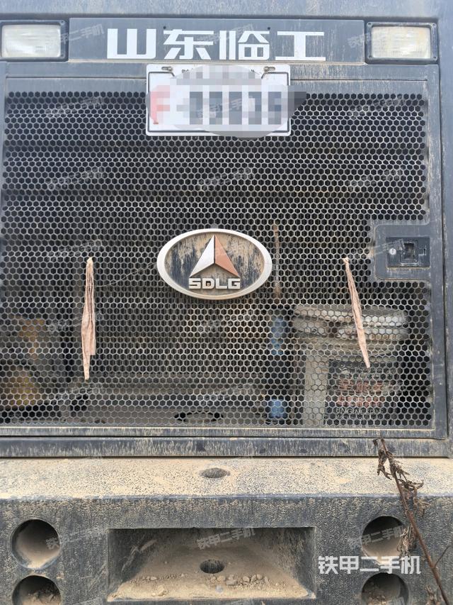 散熱器正面（動(dòng)力系統(tǒng)）