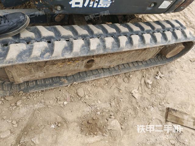 單側履帶整體（整機外觀）