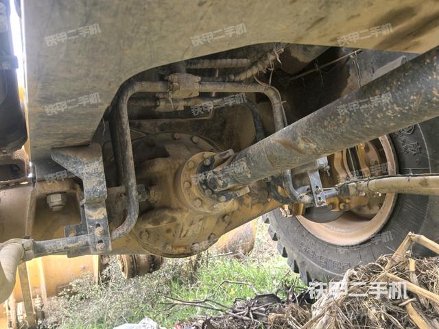 前驅(qū)動(dòng)橋（液壓/傳動(dòng)系統(tǒng)）