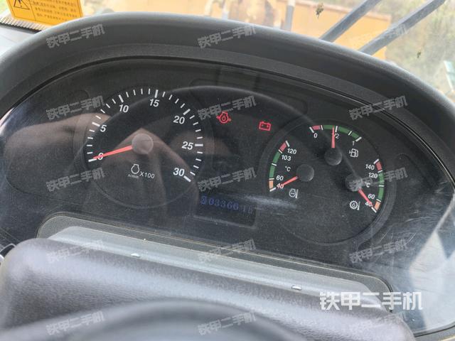 儀表盤（駕駛室部分）