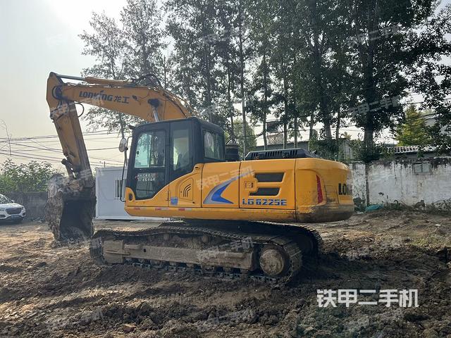 龍工LG6225E挖掘機