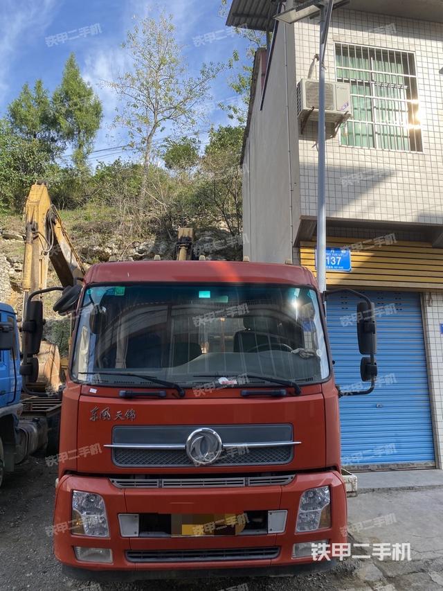 东风4X2平板运输车