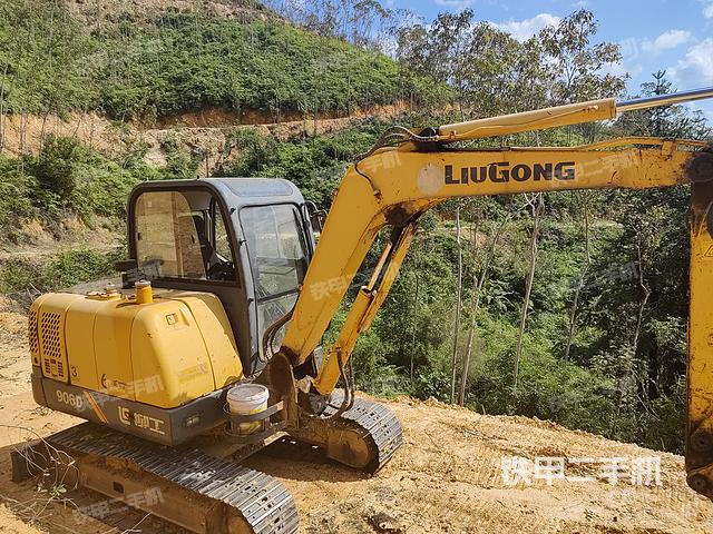 柳工CLG906D挖掘机