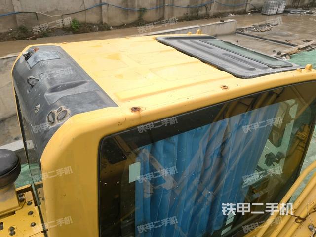 駕駛室頂部俯視(上車部件) 駕駛室頂部俯視(上車部件)