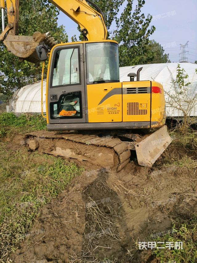座椅右侧控制台/钥匙门/油门/含右手柄（驾驶室部分）