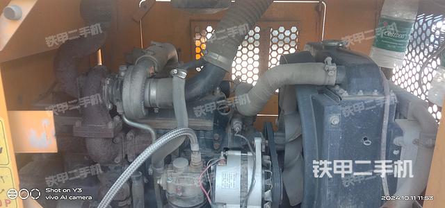 發(fā)動機右側（整機外觀及大件）